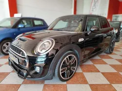 Usata 2018 Mini Cooper SD Due volumi | 21.990 € (Molto cara)