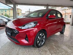 Rosso Usata 2024 Hyundai i10 Due volumi | 13.900 € (Buon prezzo)