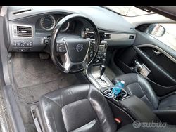 Usata 2011 Volvo V70 Station wagon | 1200 €