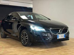 Nero Usata 2019 Volvo V40 R-Design Station wagon | 13.500 € (Cara)
