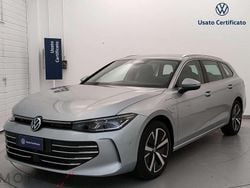 Marrone Nuova 2025 VW Passat Business Station wagon | 47.900 € (Buon prezzo)