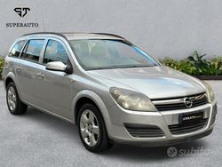Argento Usata 2006 Opel Astra Cosmo Station wagon | 2800 € (Buon prezzo)