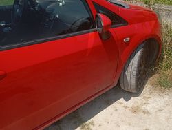Rosso Usata 2007 Fiat Grande Punto Due volumi | 1300 €