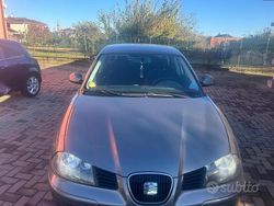 Grigio Usata 2005 Seat Ibiza Tre volumi | 2500 € (Buon prezzo)