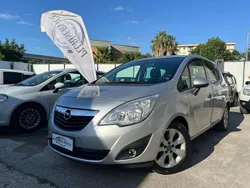 Grigio Usata 2011 Opel Meriva Monovolume | 3500 € (Buon prezzo)