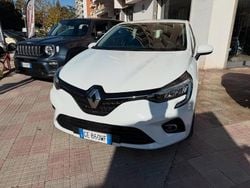Bianco Usata 2021 Renault Clio V Tre volumi | 12.490 € (Ottimo prezzo)