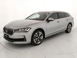Nuova 2024 Skoda Superb Style Station wagon | 43.800 € (Ottimo prezzo)