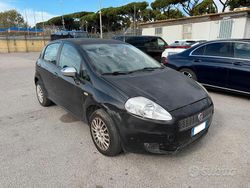 Nero Usata 2009 Fiat Grande Punto Due volumi | 1499 €