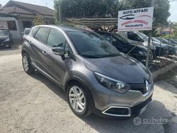 Grigio Usata 2015 Renault Captur SUV | 8799 € (Buon prezzo)