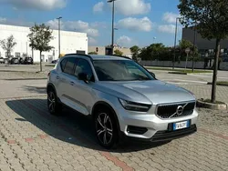 Argento Usata 2019 Volvo XC40 Business Edition SUV | 18.500 € (Buon prezzo)