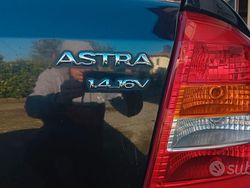 Nero Usata 1999 Opel Astra Tre volumi | 1500 €