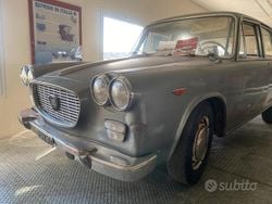 Grigio Usata 1960 Lancia Flavia Tre volumi | 2200 €