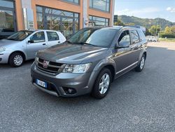 Grigio Usata 2011 Fiat Freemont SUV | 5400 € (Buon prezzo)