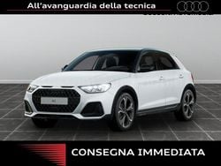 Bianco Nuova 2025 Audi A1 Comfort Tre volumi | 32.411 € (Cara)