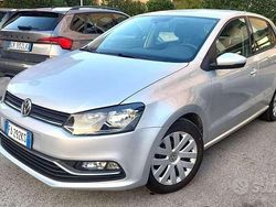 Argento Usata 2015 VW Polo Tre volumi | 9300 € (Buon prezzo)