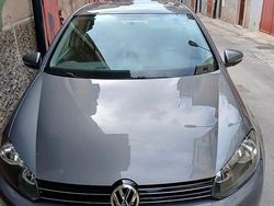 Grigio Usata 2010 VW Golf VI Tre volumi | 7000 € (Cara)