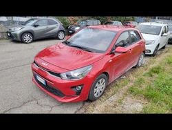 Rosso Usata 2023 Kia Rio Style | 12.990 € (Buon prezzo)