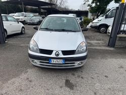 Grigio Usata 2005 Renault Clio II Tre volumi | 1900 € (Super prezzo)