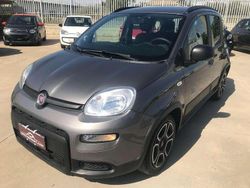 Grigio Usata 2022 Fiat Panda City Life Due volumi | 11.200 € (Buon prezzo)