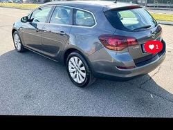 Usata 2014 Opel Astra Station wagon | 5200 € (Buon prezzo)