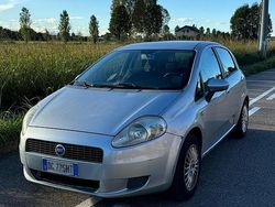 Grigio Usata 2007 Fiat Grande Punto Due volumi | 3000 € (Buon prezzo)