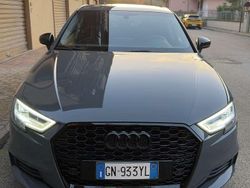 Grigio Usata 2018 Audi A3 Performance Tre volumi | 17.900 € (Ottimo prezzo)