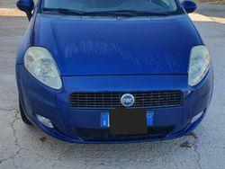 Blu Usata 2006 Fiat Grande Punto Due volumi | 3500 € (Molto cara)