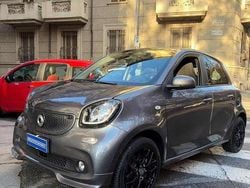 Grigio scuro metallizzato Usata 2019 Smart ForFour Passion Due volumi | 13.500 € (Buon prezzo)