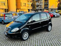 Usata 2007 Lancia Musa Monovolume | 2400 € (Ottimo prezzo)