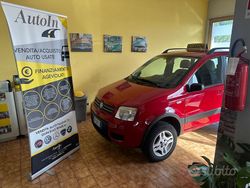 Rosso Usata 2009 Fiat Panda 4x4 Climbing Due volumi | 5900 € (Buon prezzo)
