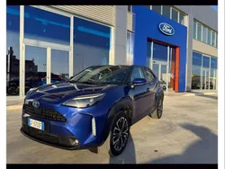 Blu metallizzato Usata 2022 Toyota Yaris Cross Lounge SUV | 21.980 € (Buon prezzo)