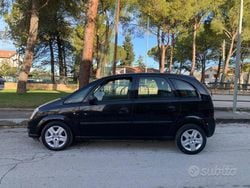 Nero Usata 2010 Opel Meriva Monovolume | 2500 € (Ottimo prezzo)