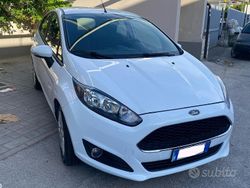 Bianco Usata 2016 Ford Fiesta Due volumi | 7300 € (Ottimo prezzo)