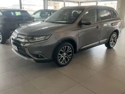 Grigio Usata 2017 Mitsubishi Outlander Instyle SUV | 13.999 € (Super prezzo)