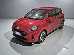 Rosso metallizzato Usata 2025 Hyundai i10 Due volumi | 14.500 € (Buon prezzo)