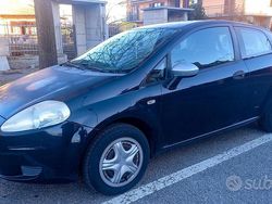 Blu Usata 2007 Fiat Grande Punto Due volumi | 2500 € (Buon prezzo)