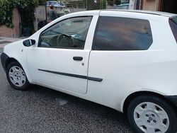 Bianco Usata 2007 Fiat Punto Due volumi | 1150 €