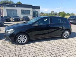 Nero Usata 2016 Mercedes A160 Executive Tre volumi | 9900 € (Super prezzo)