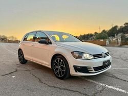 Bianco Usata 2017 VW Golf Tre volumi | 10.900 € (Buon prezzo)
