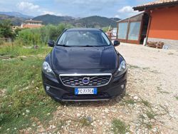 Nero Usata 2016 Volvo V40 CC Business Edition Station wagon | 12.500 € (Cara)
