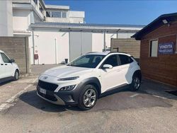 Bianco pastello Usata 2021 Hyundai Kona SUV | 15.400 € (Buon prezzo)