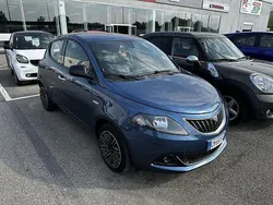 Blu Usata 2023 Lancia Ypsilon Gold Due volumi | 13.950 € (Buon prezzo)