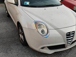 Bianco Usata 2010 Alfa Romeo MiTo Due volumi | 4850 € (Buon prezzo)
