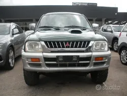 Verde Usata 2001 Mitsubishi L200 Pick-up | 8500 € (Ottimo prezzo)