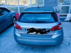 Grigio Usata 2014 Peugeot 308 Tre volumi | 3200 € (Buon prezzo)