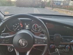 Grigio Usata 2018 Alfa Romeo Giulia Tre volumi | 19.000 € (Molto cara)