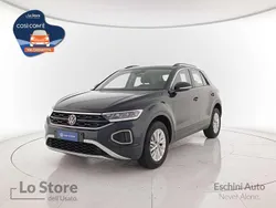 Deep black perlato Usata 2022 VW T-Roc Life SUV | 21.700 € (Buon prezzo)