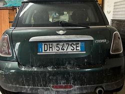 Verde Usata 2007 Mini Cooper D Due volumi | 700 €