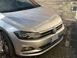 Grigio Usata 2020 VW Polo Highline Tre volumi | 13.500 € (Buon prezzo)