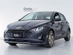 Grigio Nuova 2025 Hyundai i20 Tre volumi | 18.850 € (Buon prezzo)